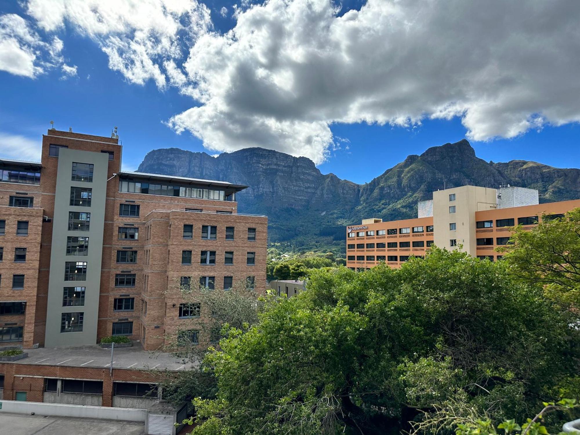Newlands Peak Apartments Kapstaden Exteriör bild